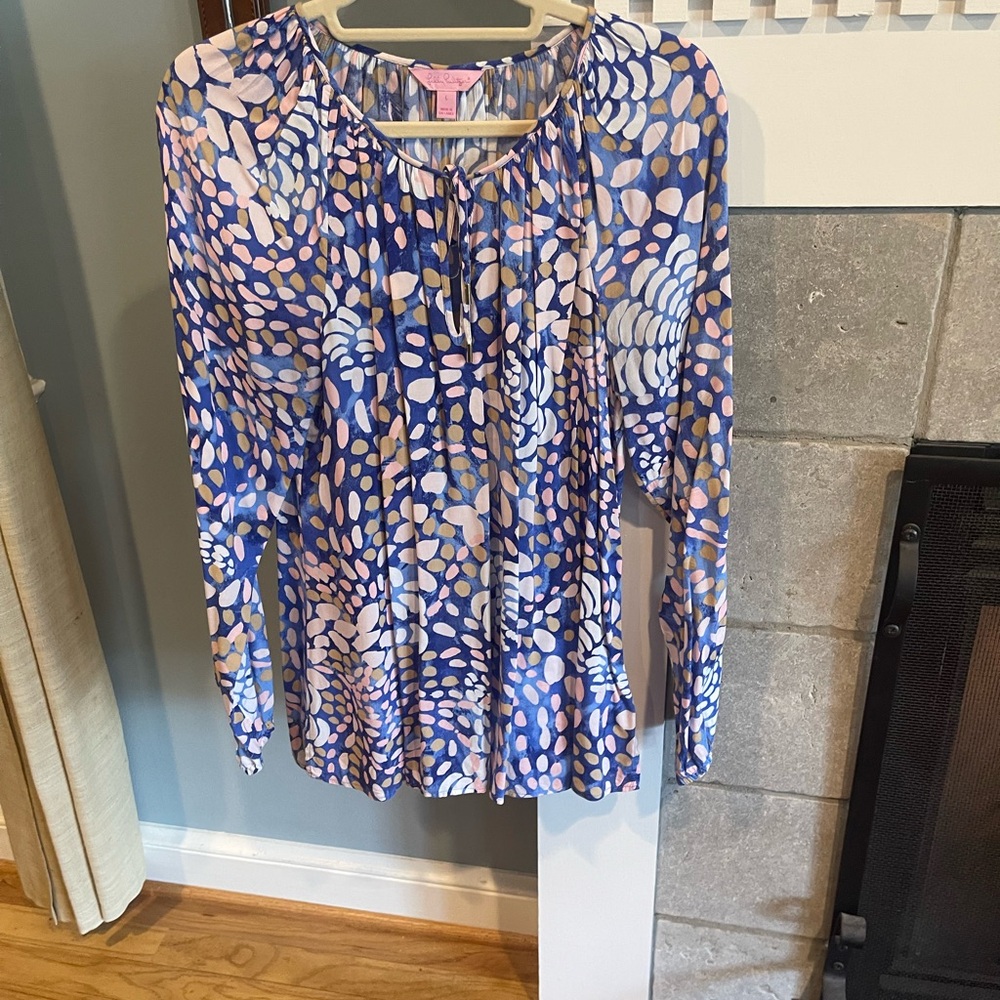 Lilly Pulitzer Women's Blue and Pink and Tan Patterned Top